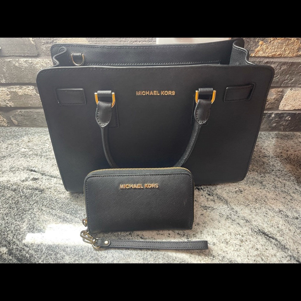 MICHAEL Kors Black Leather Purse & matching clutch wallet
